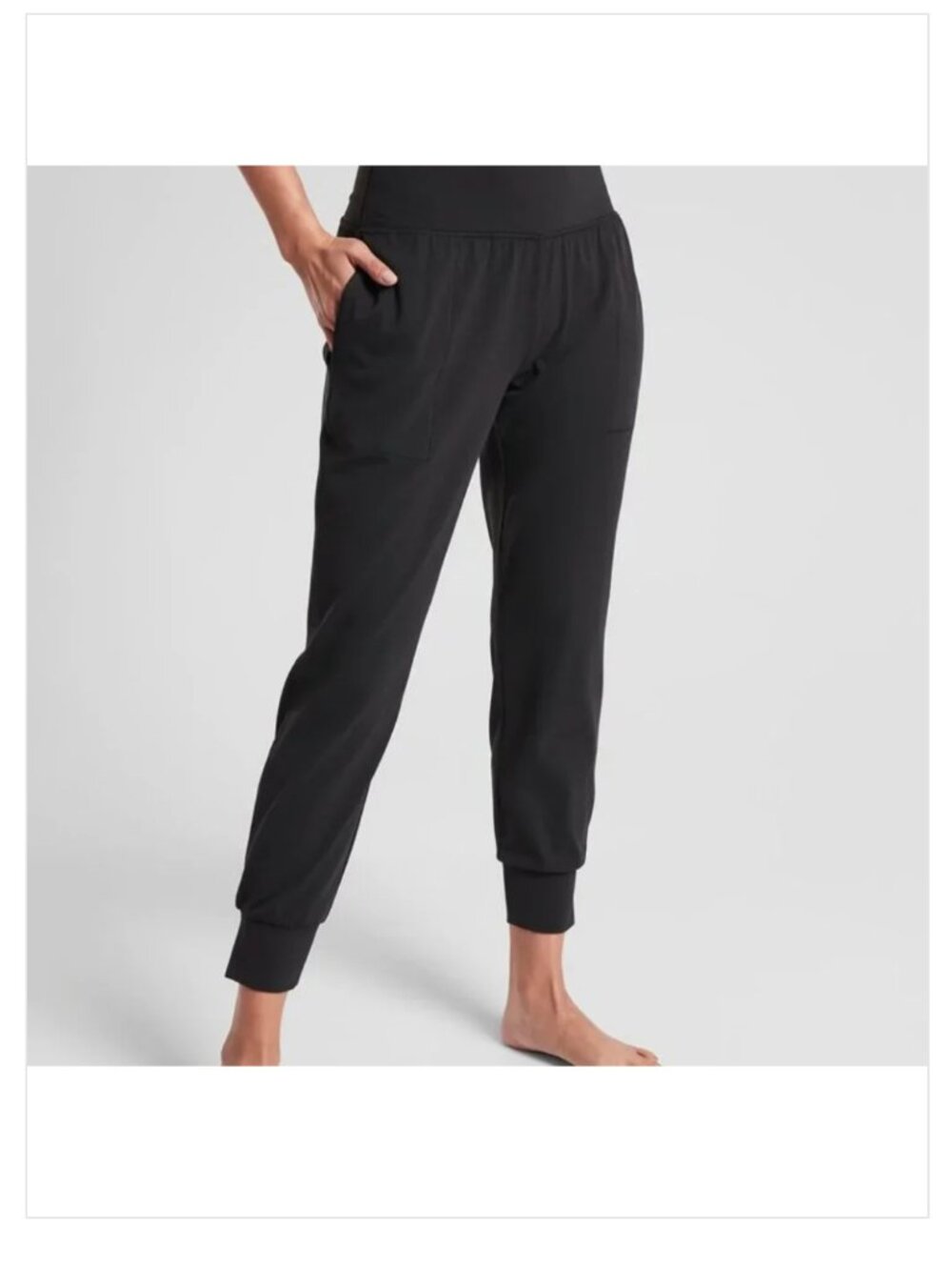 Athleta Salutation Jogger in Powervita Black Pants Small